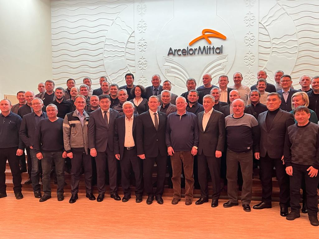 Вознаграждение трудовым коллективам