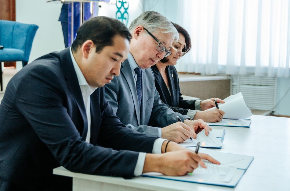 «Казахмыс» подписал трехсторонний меморандум с акиматом области Ұлытау и палатой предпринимателей «Атамекен»